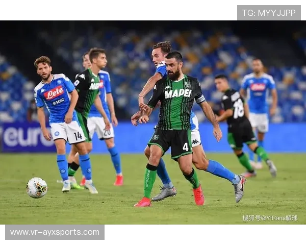 那不勒斯对阵萨索洛，孔蒂强调防守纪律应对反击