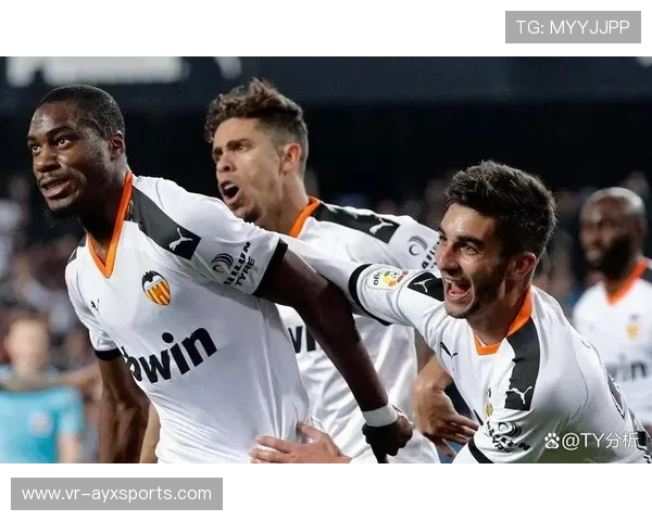 瓦伦西亚补时点射绝杀，3-2险胜西班牙人