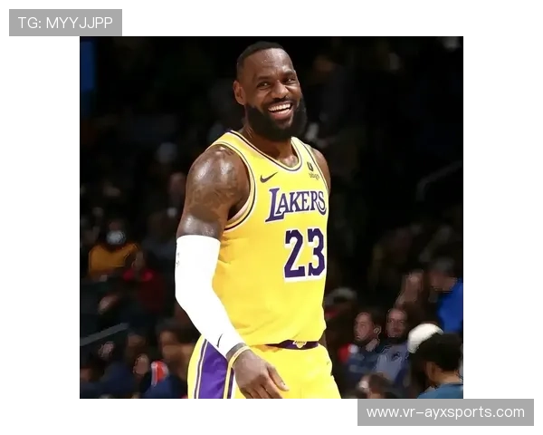 詹姆斯41岁45天轰28+10+12三双，创NBA历史最老三双纪录